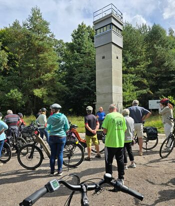 Rundfahrt Grenzenlos mit dem Fahrrad 2025, Grenzturm Walbeck